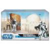 Star Wars disturbance at Lars homestead ultimate battle packs the Legacy Collection in doos Toys R Us exclusive