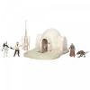 Star Wars disturbance at Lars homestead ultimate battle packs the Legacy Collection in doos Toys R Us exclusive