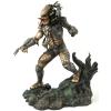 Unmasked Predator Gallery diorama in doos Diamond Select convention exclusive