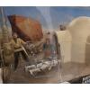 Star Wars disturbance at Lars homestead ultimate battle packs the Legacy Collection in doos Toys R Us exclusive